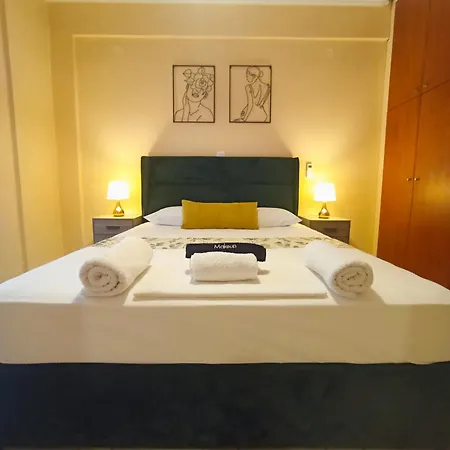 John's 1 In 阿尔戈斯托利翁